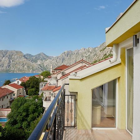 דובורטה 2Montenegro Mimoza Apartments מראה חיצוני תמונה