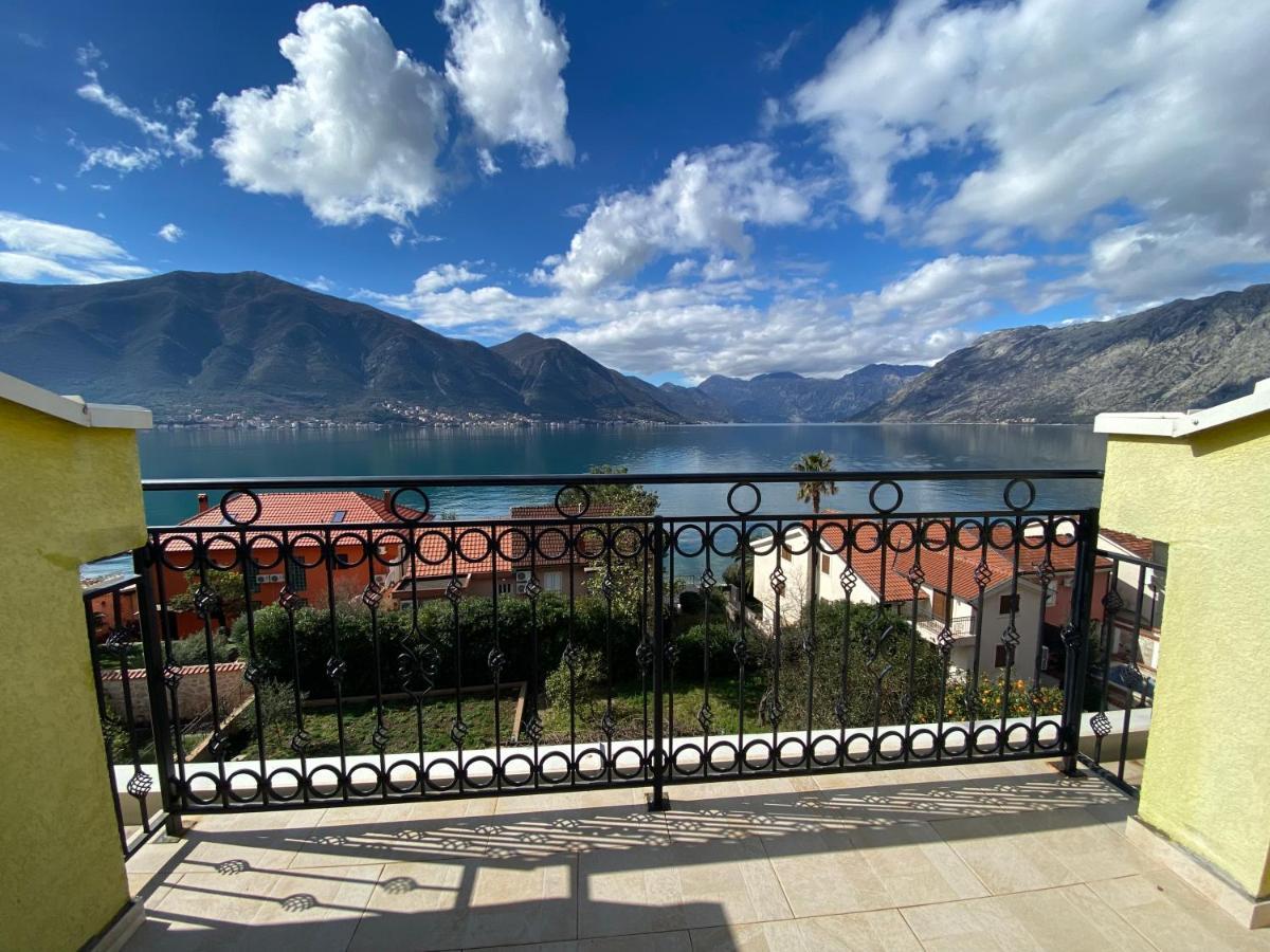 דובורטה 2Montenegro Mimoza Apartments מראה חיצוני תמונה