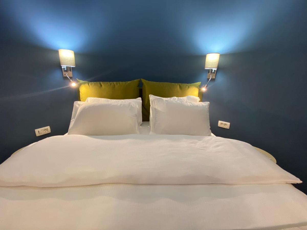 דובורטה 2Montenegro Mimoza Apartments מראה חיצוני תמונה